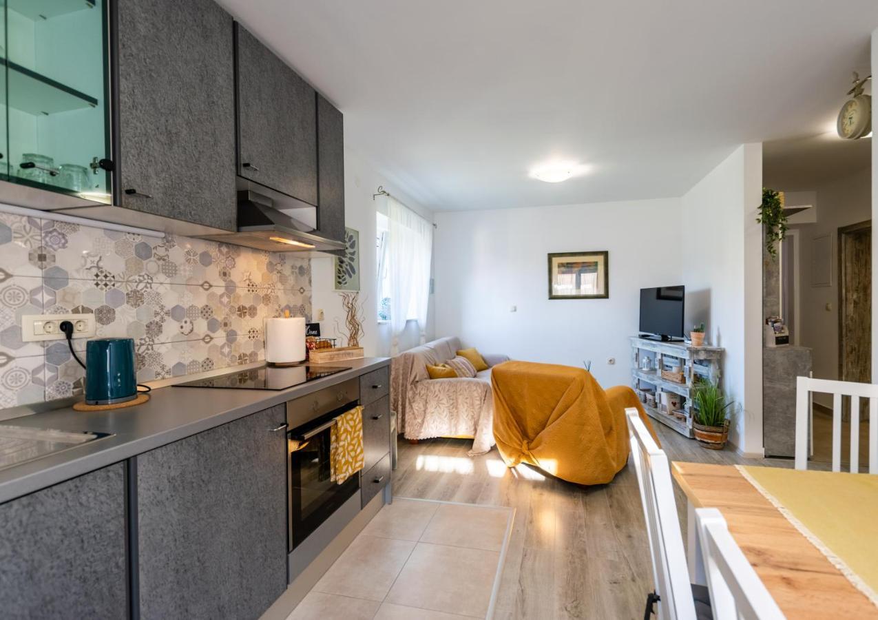 Apartman Tina Metković Eksteriør bilde